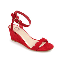 LOUCIA RED 2