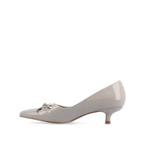LUTANA PATENT KITTEN HEELS IN WIDE - Grey