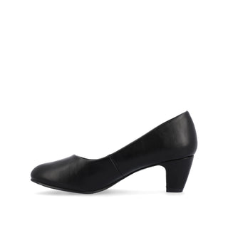 LUU PATENT LOW PUMP HEELS IN WIDE