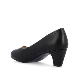 LUU PATENT LOW PUMP HEELS IN WIDE