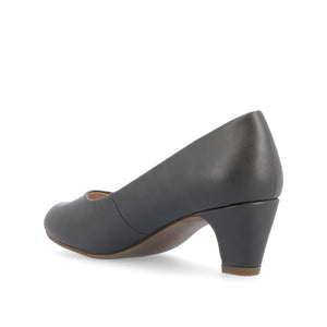 LUU VEGAN LEATHER LOW PUMP HEELS IN WIDE