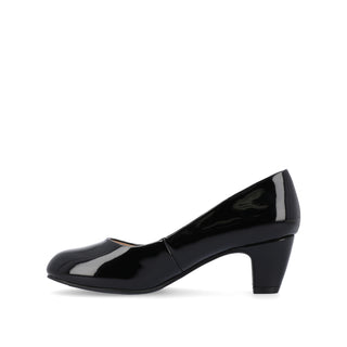 LUU PATENT LOW PUMP HEELS IN WIDE