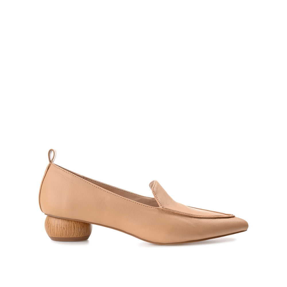 MAGGS GLOBE HEELED LOAFERS IN FAUX LEATHER