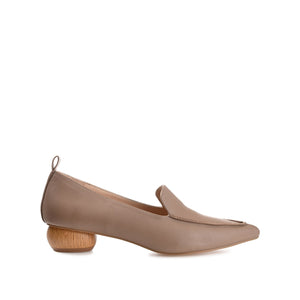 MAGGS GLOBE HEELED LOAFERS IN VEGAN LEATHER - Taupe