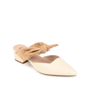 MELORA LOW BLOCK HEELS IN VEGAN LEATHER - Off White