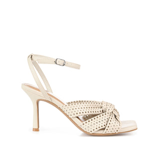 NAOMMI STRAPPY SANDALS