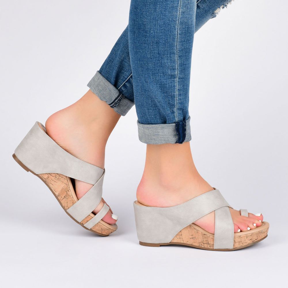 RAYNA WEDGE HEELED SANDAL IN FAUX LEATHER