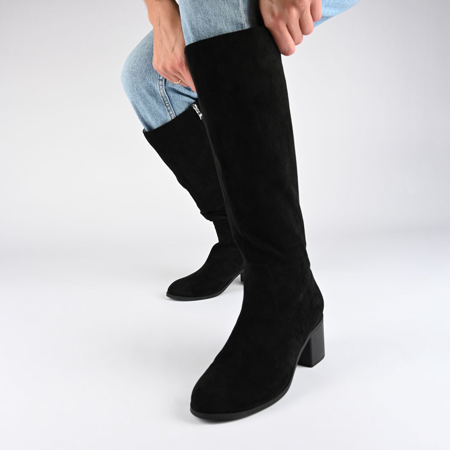 ROMILLY KNEE HIGH BOOTS IN VEGAN LEATHER - Tan