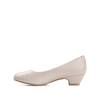 SAAR LOW PUMP HEELS IN WIDE