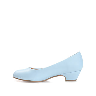 SAAR LOW PUMP HEELS IN WIDE