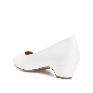 SAAR LOW PUMP HEELS IN NARROW - White