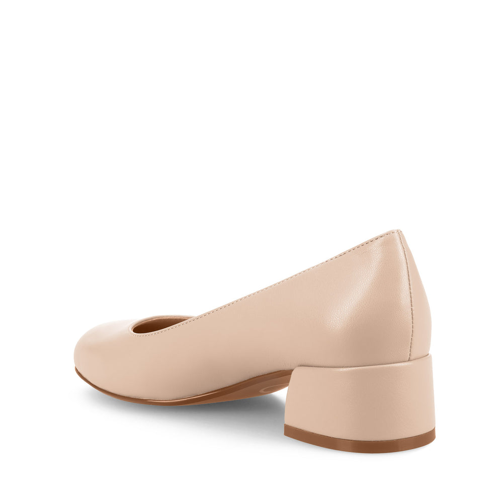 SAARII BLOCK HEEL PUMPS IN FAUX LEATHER