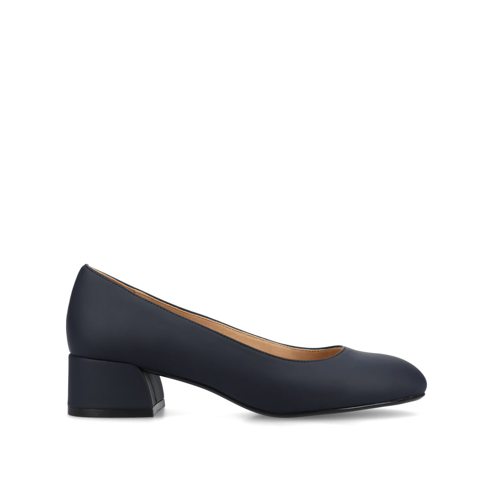 SAARII BLOCK HEEL PUMPS IN FAUX LEATHER