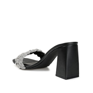 SASHAA TOE BAND HEELS IN FAUX LEATHER