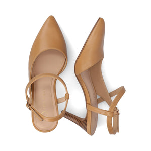 SCIPIO CROSSOVER ANKLE STRAP PUMPS - Tan