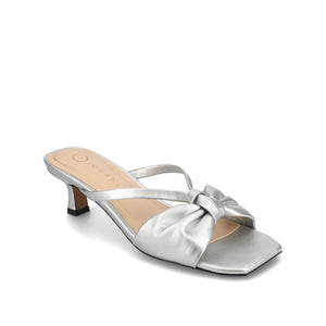 STARLING STATEMENT KITTEN HEELS IN WIDE - Silver