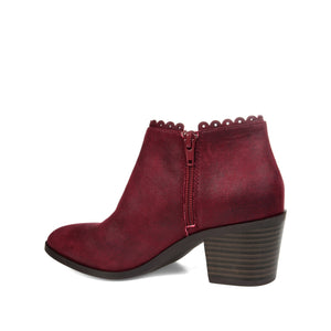TESSA CUTOUT BOOTIE IN VEGAN LEATHER - Wine