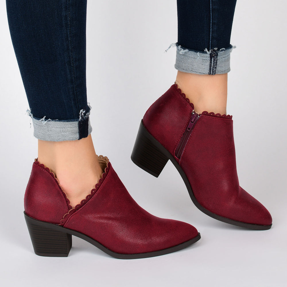 TESSA CUTOUT BOOTIE IN FAUX LEATHER