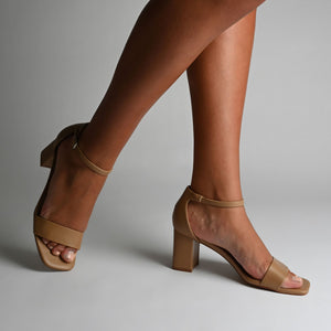 VALENNCIA STRAPPY HEELS IN WARM SHADES - Caramel