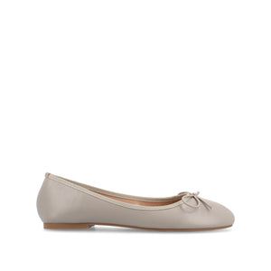 VIKA VEGAN LEATHER BALLET FLATS IN WIDE - Grey