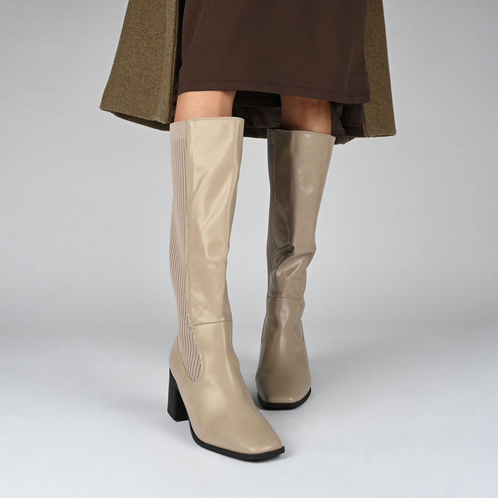 WINNY KNEE HIGH BOOTS IN FAUX LEATHER