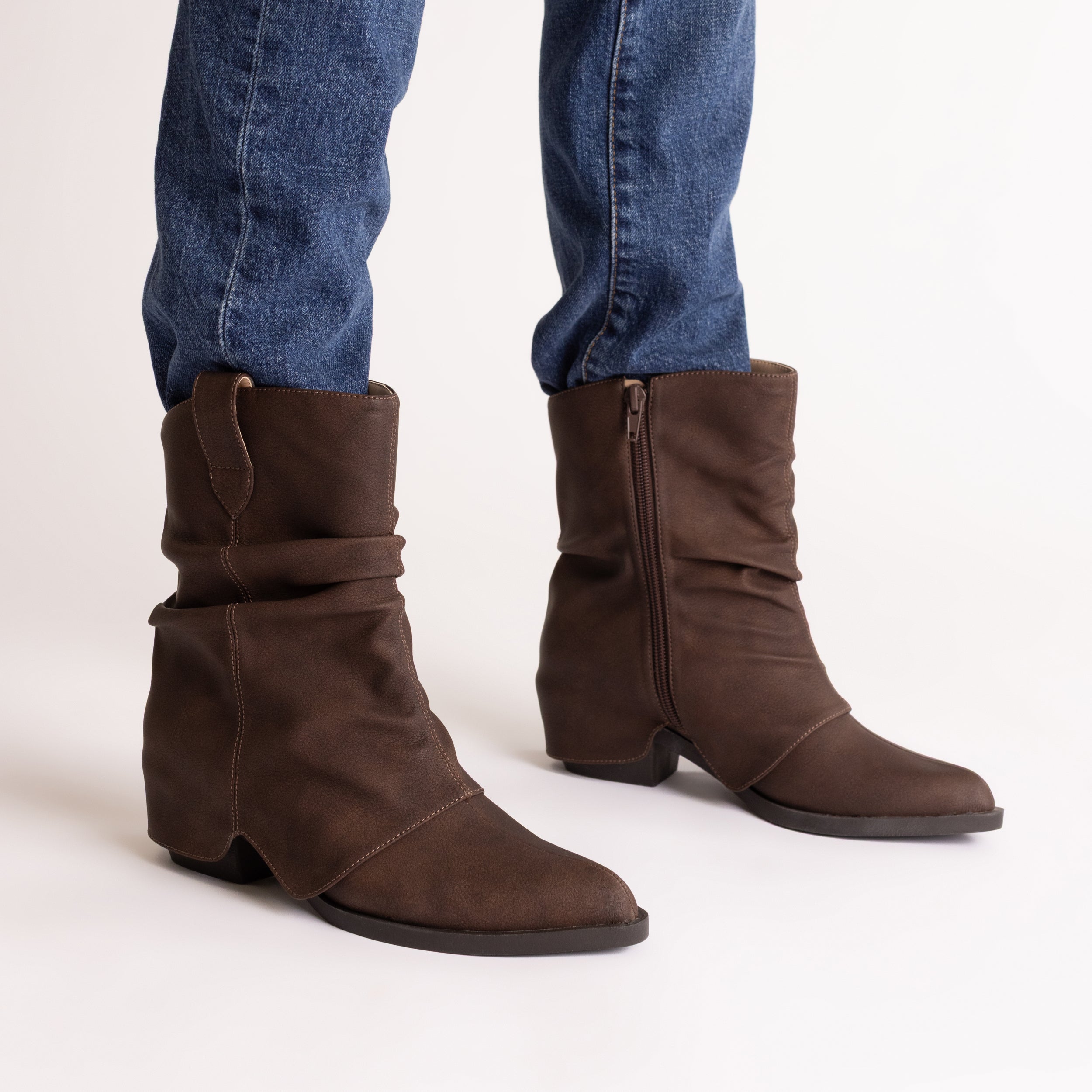 WYNETTE WESTERN ANKLE BOOTIES