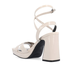 ZORANA STRAPPY HEELS IN PATENT - Cream