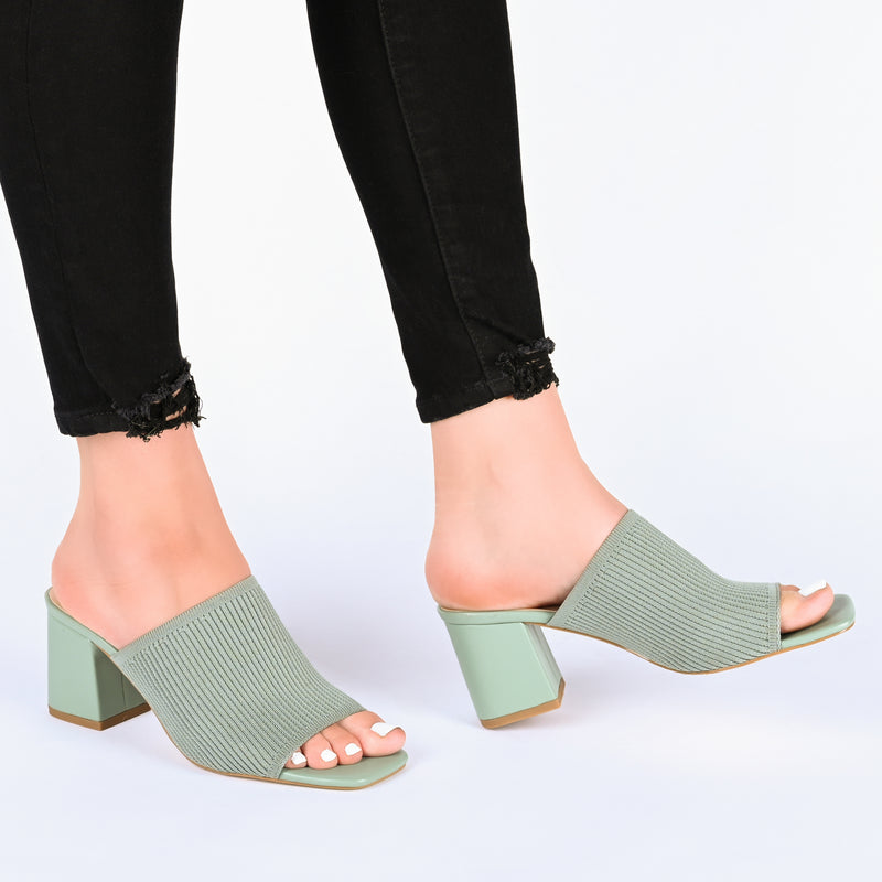 LORENNA BLOCK HEEL MULES IN WIDE