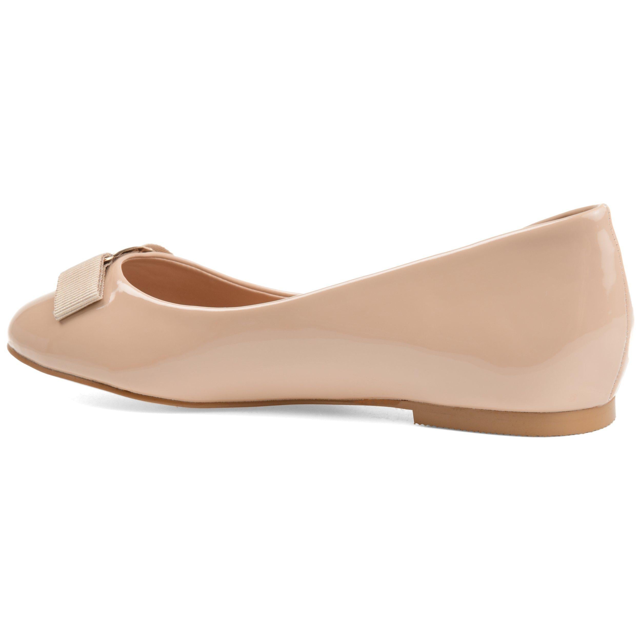 KIM IN PATENT - Nude